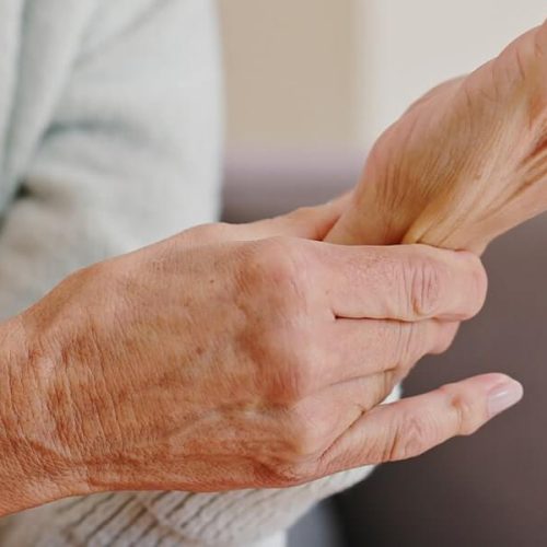 Parkinson's Disease: What It Is And What Are The Symptoms